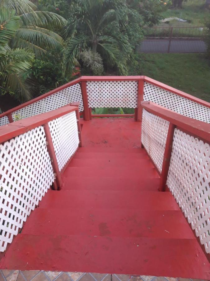 Tranquil Guest House Buccoo Exterior foto